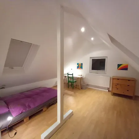 Privatunterkunft Haus 'am Emberg' *